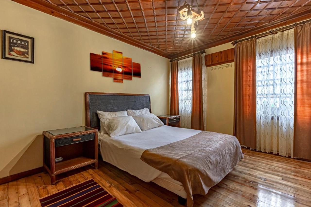 Sari Konak Antalya Luaran gambar