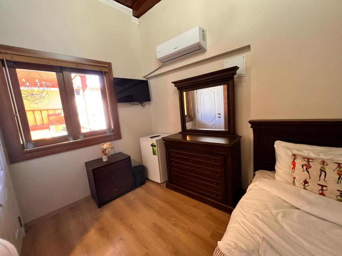 Sari Konak Antalya Luaran gambar