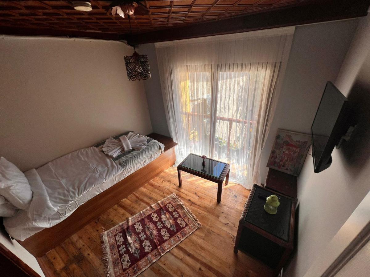 Sari Konak Antalya Luaran gambar
